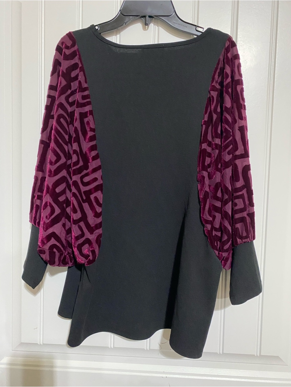 Venezia Black Tunic with Velvet Patterned Plum Sleeves - Picture 3 of 9